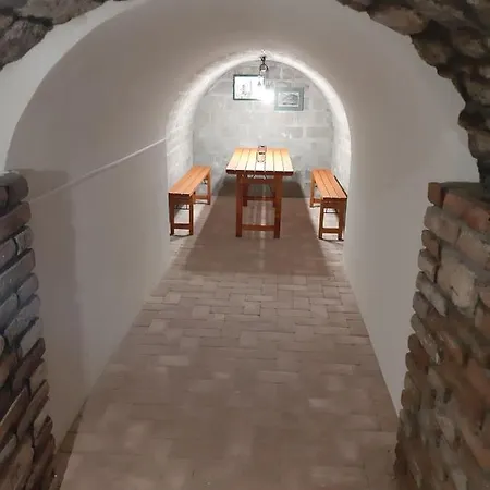 Laszlo Turistaszallo Holiday home