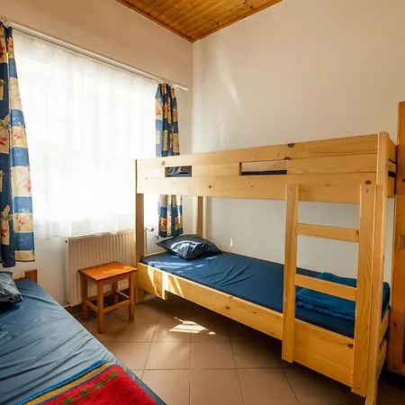 Laszlo Turistaszallo Visegrad